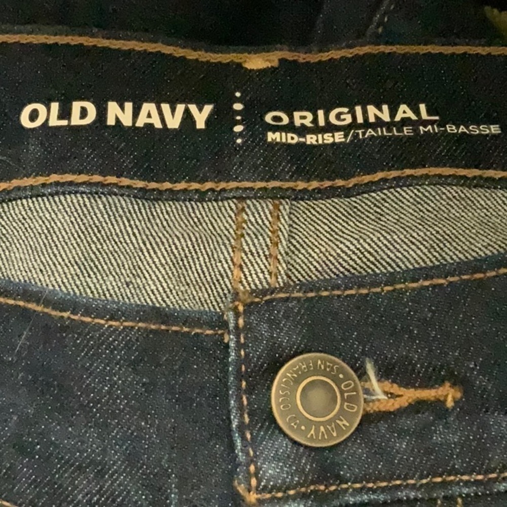 Old Navy mid rise dark wash jeans pants. Short court. Size 4. NWT - Picture 7 of 8